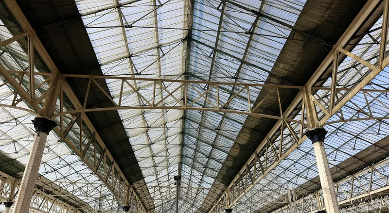 Estructura metálica de nave industrial fabricada por AJV